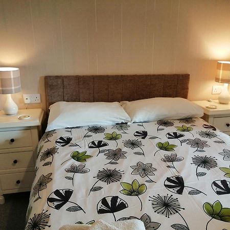 Lion Hotel Llanbister Cameră foto